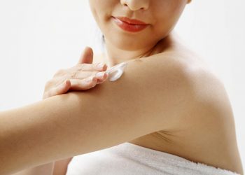 Top 10 dòng kem body trắng da cực kỳ hiệu quả mà các nàng nên biết!