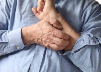 Da bọng nước là bệnh gì? Có chữa được không?