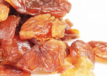 Nhãn nhục có tác dụng gì, nấu bao lâu, ăn có mát không?