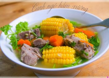 Giải nhiệt mùa hè với canh ngô hầm xương heo