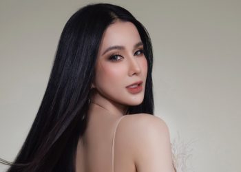 Diệp Lâm Anh khoe nhan sắc rạng ngời ngày tái xuất