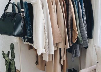 F5 tủ đồ với 10 items thời trang không bao giờ sợ lỗi mốt
