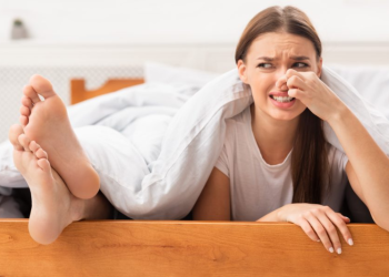 Điều trị và ngăn ngừa tình trạng tiết nhiều mồ hôi chân