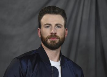“Đội trưởng Mỹ” Chris Evans được bình chọn là Người đàn ông quyến rũ nhất hành tinh