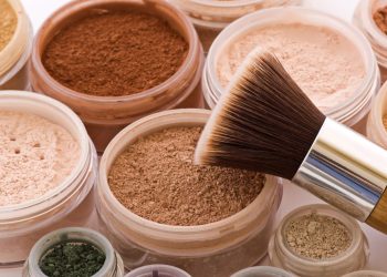 Top 10 loại phấn phủ tốt giúp lớp nền lâu trôi, căng bóng suốt cả ngày
