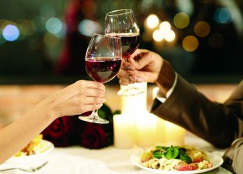 Quý cô thanh lịch: Nghi thức nơi bàn tiệc