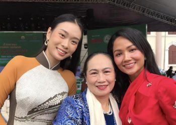 Chuyên gia ẩm thực cùng Hoa hậu H’hen Niê về Nam Định thưởng thức phở làng nghề 100 năm tuổi