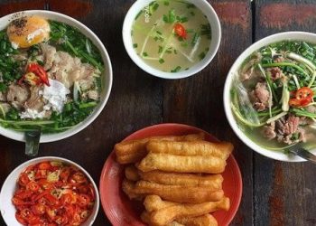 Phở bò Hà Nội có vị gì lạ mà ăn một lần không thể quên
