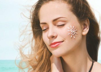 Hãy lưu ý với 7 sai lầm khi dùng kem chống nắng để da bạn không bị tổn thương