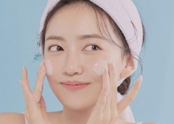 Các bước chăm sóc da mặt cơ bản và đơn giản tại nhà