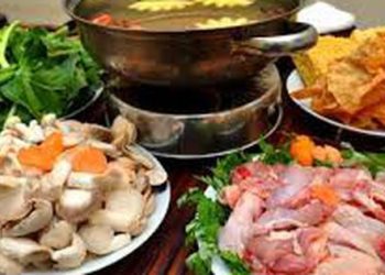 Mâm cỗ Tết xưa với mâm cỗ bây giờ thì cái nào hơn?
