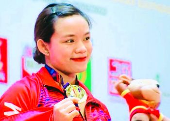 Cuộc dạo chơi của “nàng thơ cử tạ”