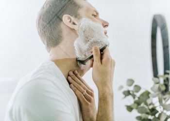 Bật mí cách cạo râu sạch và lâu mọc trở lại