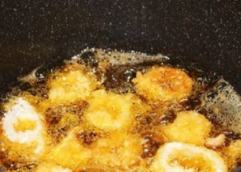 Các cách chiên rán cá, thịt, đậu phụ ngoài giòn trong mềm rất ngon, nguyên miếng, không hề bị bắn dầu!