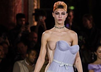 Đây là lý do Nhà mốt Viktor & Rolf giới thiệu những tác phẩm độc đáo cho BST Tuần lễ thời trang Paris Xuân Hè 2023