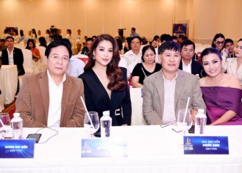 Các cô gái chỉ cần cao từ 1m45 là có thể thi hoa hậu