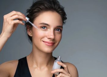 Sai lầm khi dùng serum dưỡng da không hiệu quả lại tốn kém
