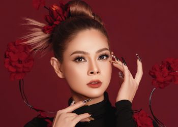 Thanh Thảo trẻ trung đón tuổi mới
